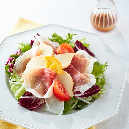 北海道産生ハムと燻製香るチーズのサラダ 商品をさがす RF1 アール・エフ・ワン