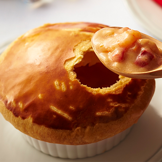 海老とサーモントラウトのシチューパイ