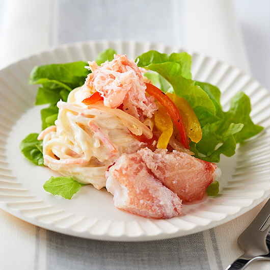 蟹づくしのパスタサラダ