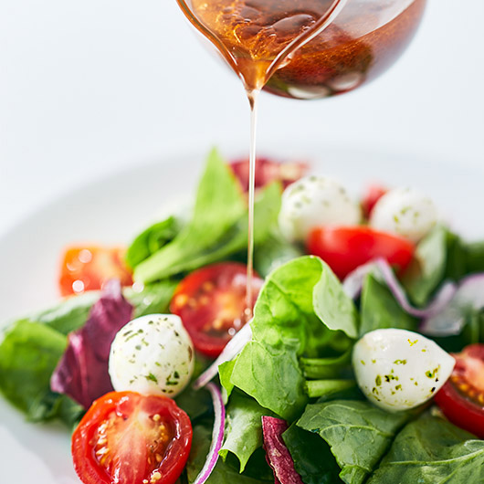 トマトとモッツァレラのサラダ