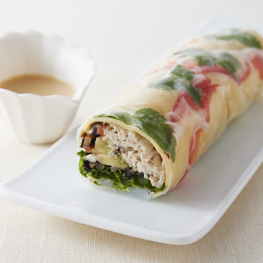 湯葉とアボカドの和風生春巻き