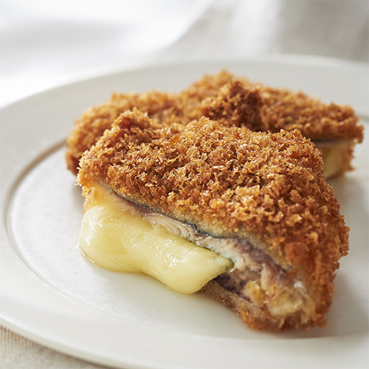 銚子港水揚げ真イワシとチーズのフライ