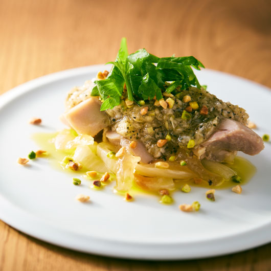 蒸し鶏のイタリアン香味ソース
