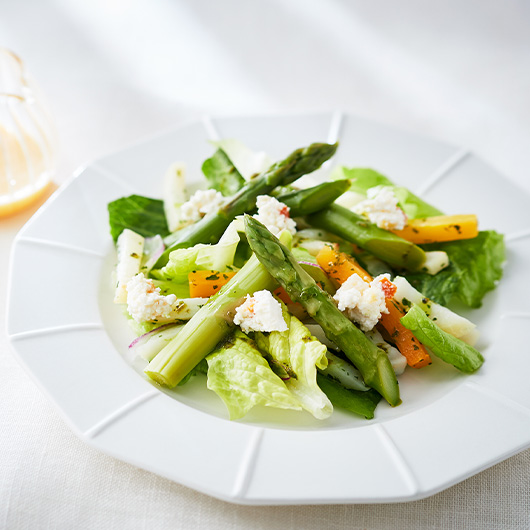 香川県産アスパラ 「さぬきのめざめ」のサラダ