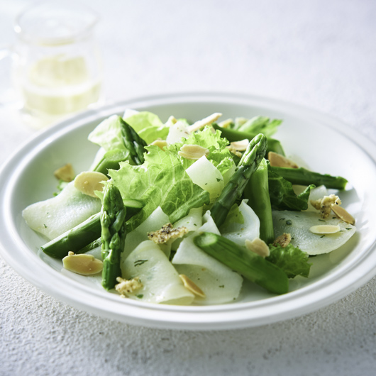 トリュフ香る グリーンアスパラのサラダ